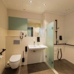 Ein barrierefreies Badezimmer im Hotel Neues Pastorat